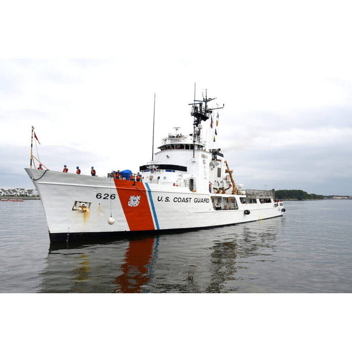 Hand Painted Model Boat (624527) - White