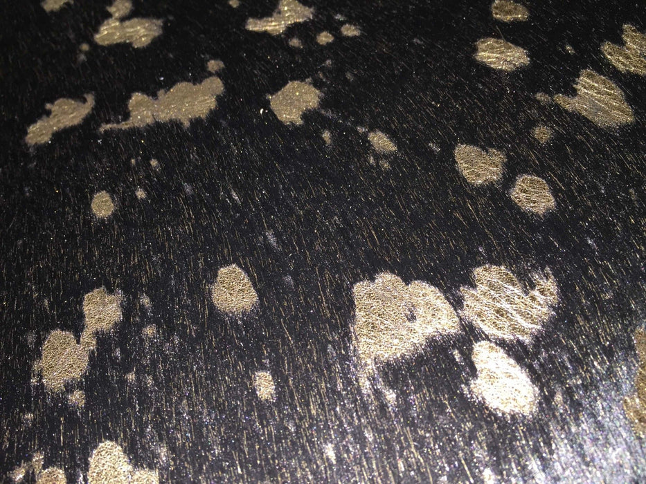 6' Devore On Black Stenciled Cowhide Rug - Gold