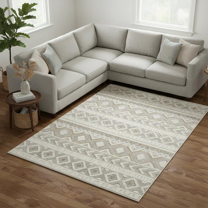 7' X 10' Tribal Area Rug (575617) - Beige / Gray