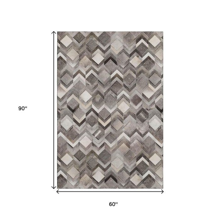 5' X 8' Geometric Washable Area Rug With UV Protection (644684) - Gray / Ivory / Black