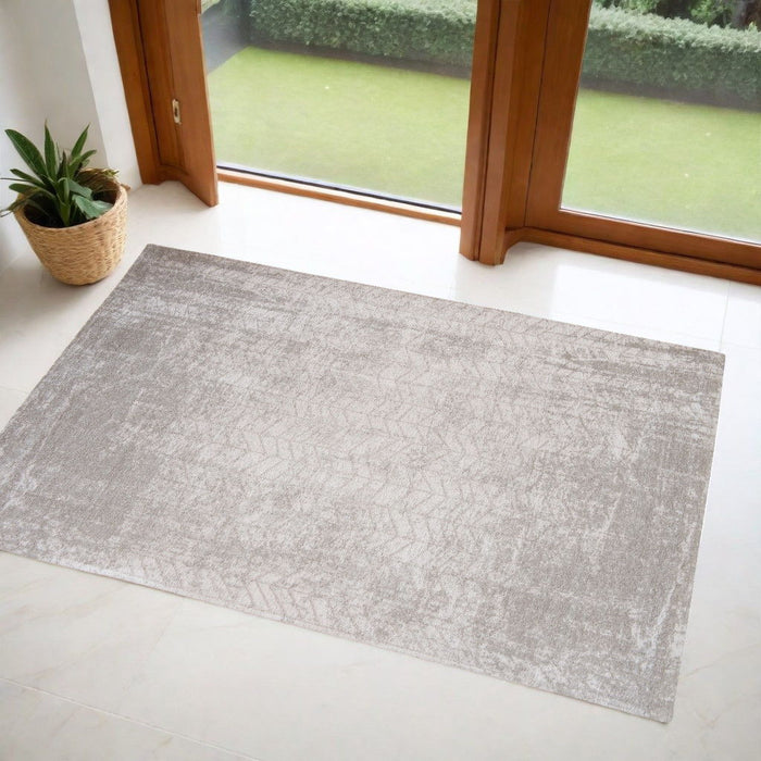 3' x 5' Chevron Non Skid Area Rug - Gray And White