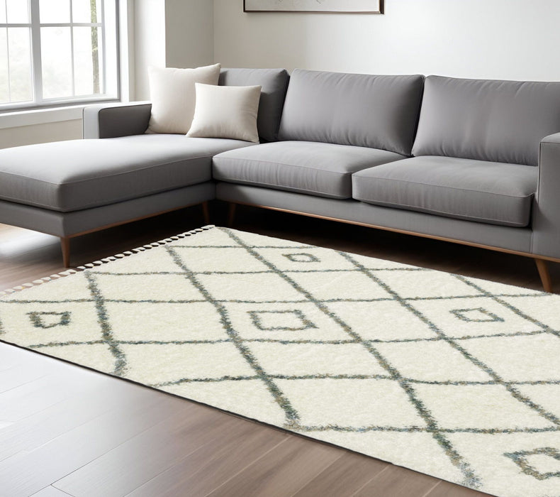 8' X 11' Casual Diamond Shag Area Rug With Fringe - Ivory