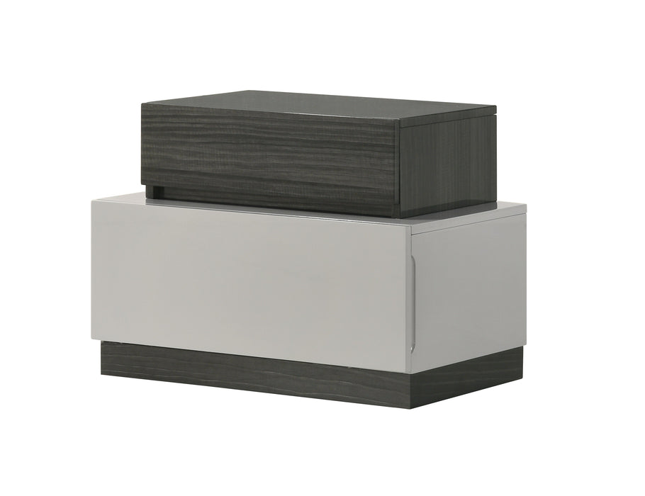 J & M Furniture Cube Nightstand in Dark Zebra Gray