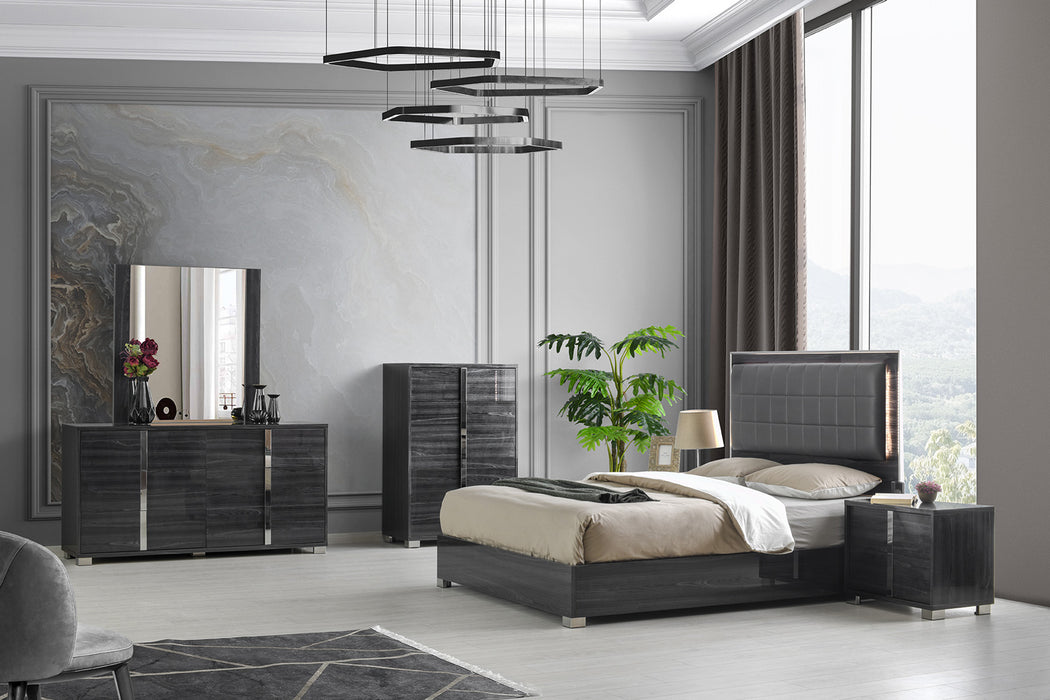 J & M Furniture Giulia Dresser in Glossy Gray