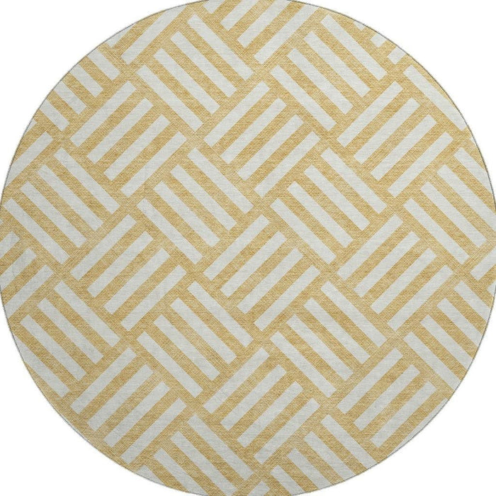 8' Geometric Washable Round Rug With UV Protection (652356) - Gold / Ivory