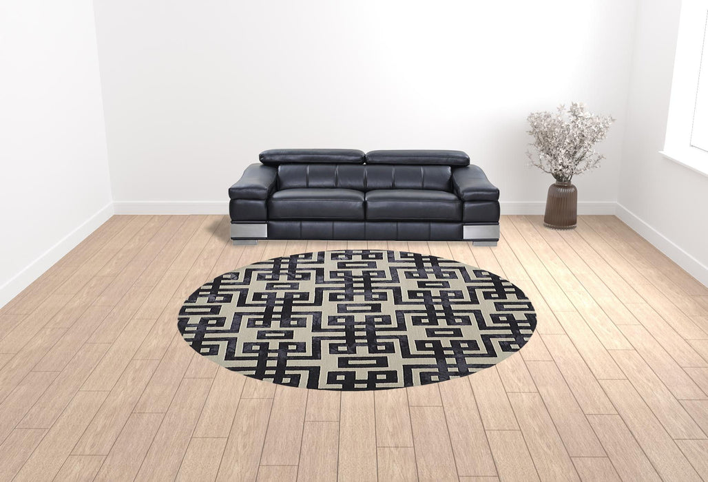 10' Round Wool Tufted Handmade Stain Resistant Area Rug - Ivory And Black