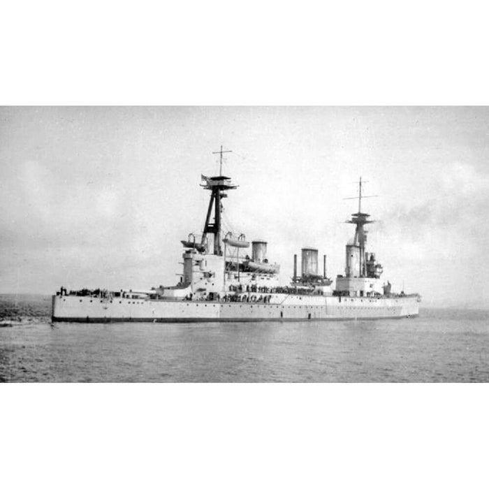 Hand Painted Model Boat (624278) - Gray