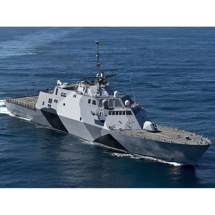 Hand Painted Model Boat (624316) - Gray