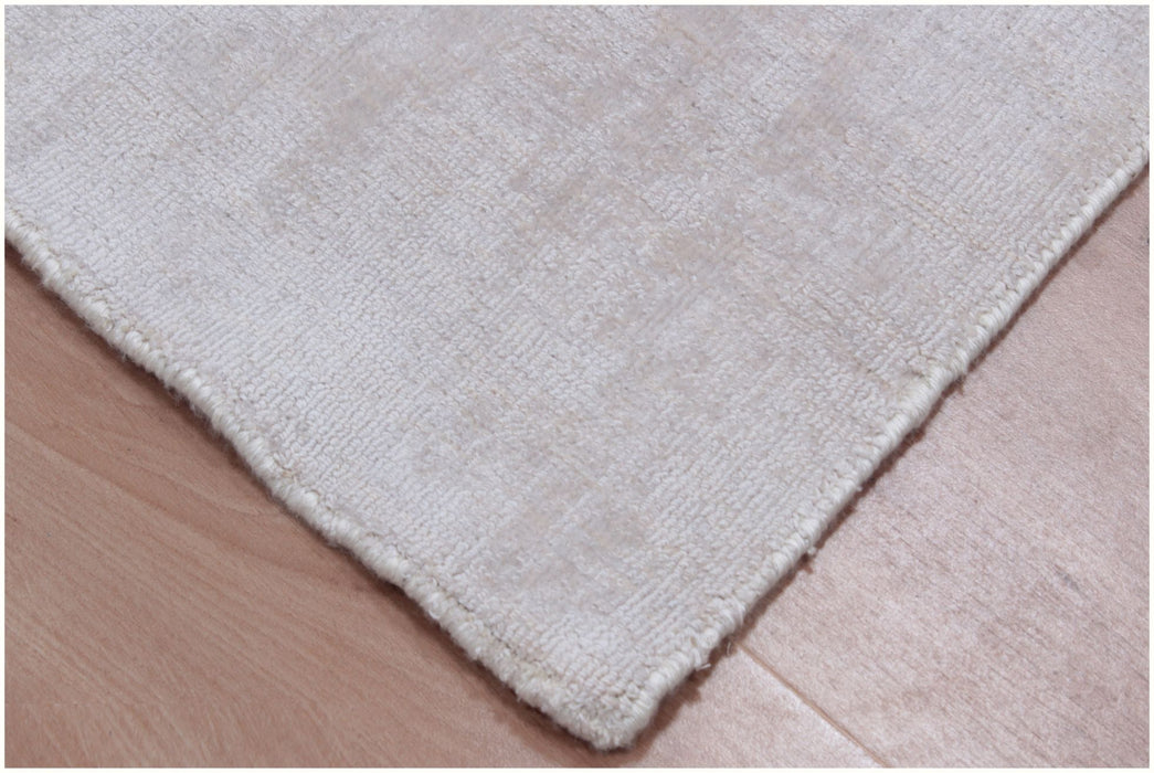 10' x 14' Hand Loomed Area Rug - Taupe
