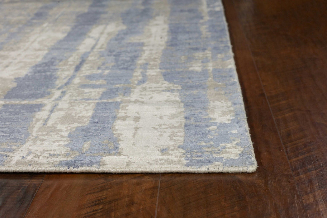 7' x 10' Viscose Area Rug - Gray Or Blue
