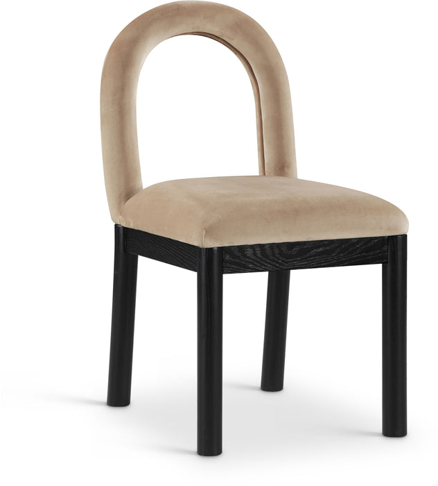 Conrad - Velvet Dining Chair With Black Legs