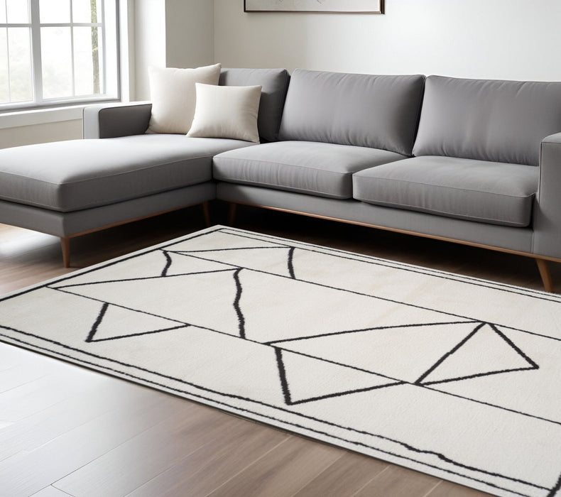 9' X 12' Geometric Area Rug - Ivory And Black