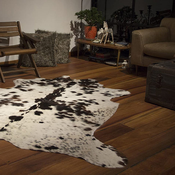 6' x 7' Cowhide Handmade Area Rug - Brown And White
