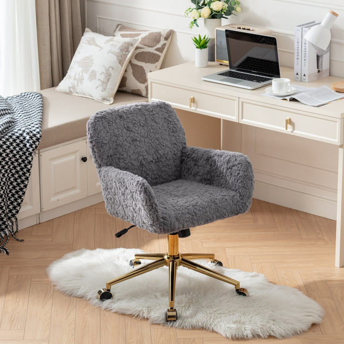 Giga swivel office chair with artificial rabbit hair upholstery, metal base, adjustable height, and smooth swivel function.