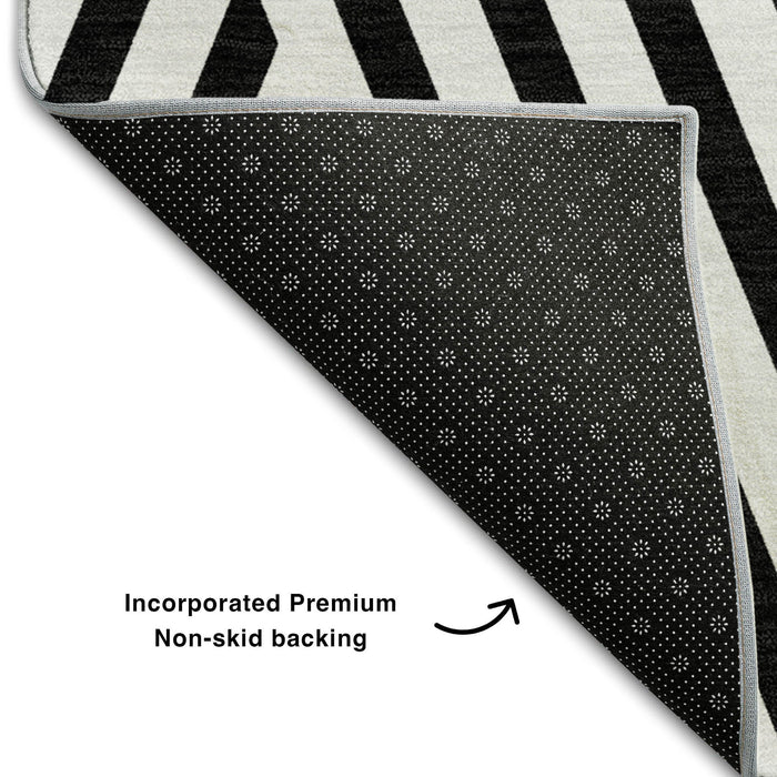 8' Geometric Washable Round Rug With UV Protection (648517) - Black / Ivory