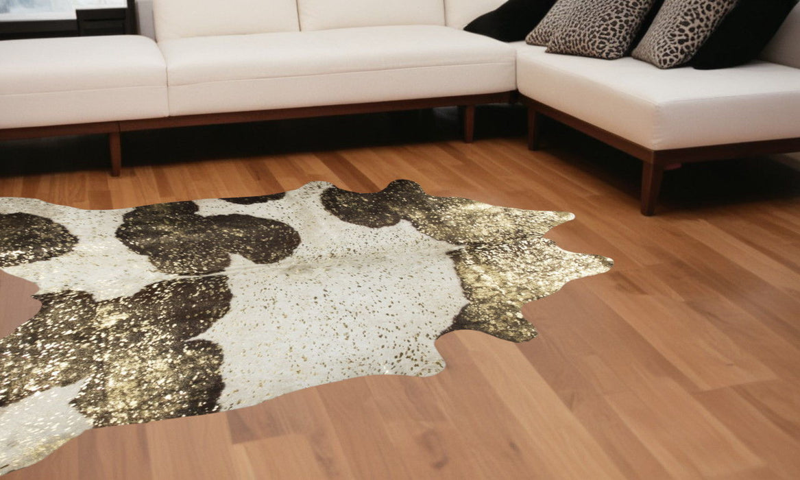6' x 7' Natural Cowhide Area Rug - Dark Brown White And Gold
