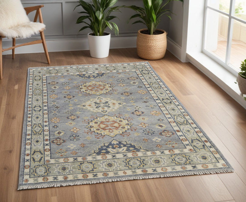 4' x 6' Wool Geometric Hand Knotted Area Rug With Fringe - Gray Blue And Taupe