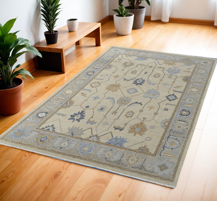 4' X 6' Wool Floral Hand Knotted Area Rug With Fringe - Gray