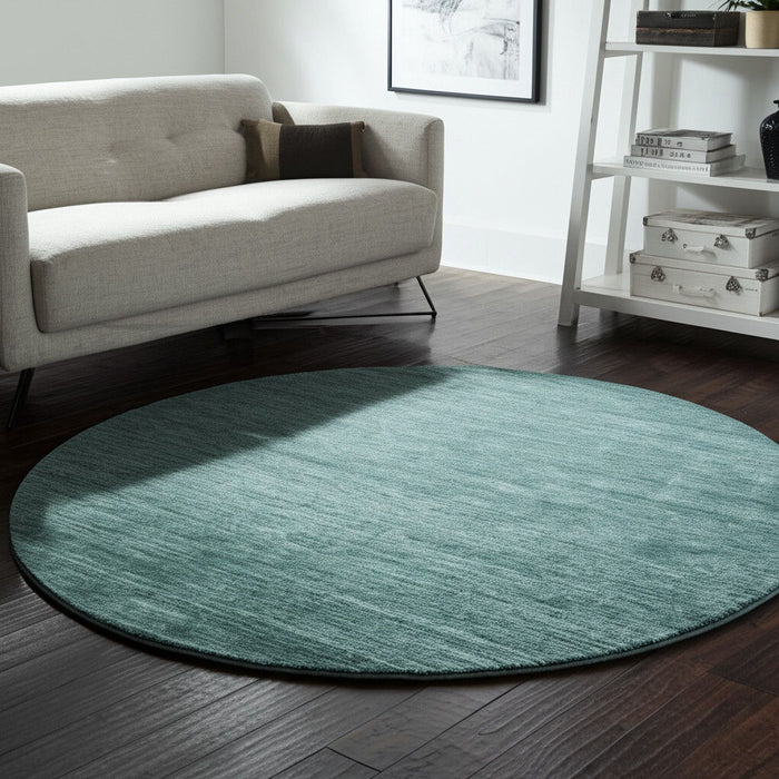 8' Hand Woven Round Rug - Green And White