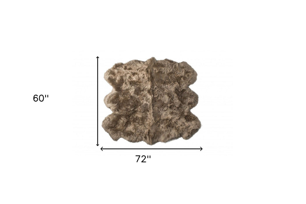 5' x 6' Wool Sheepskin Handmade Area Rug - Taupe