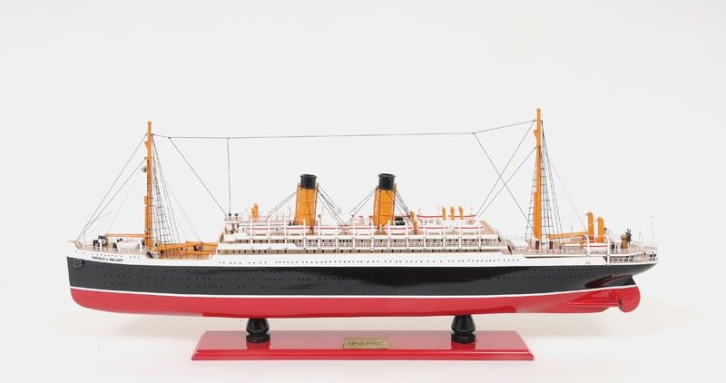 Hand Painted RMS Empress of Ireland Model Boat - Black / Red