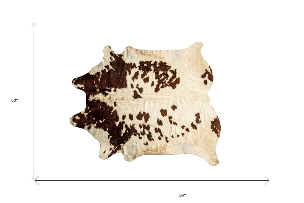 5' x 7' Cowhide Hand Knotted Area Rug - White And Brown