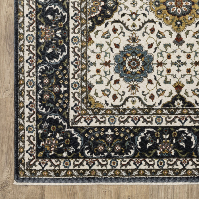 5' X 8' Medallion Area Rug With Fringe - Ivory