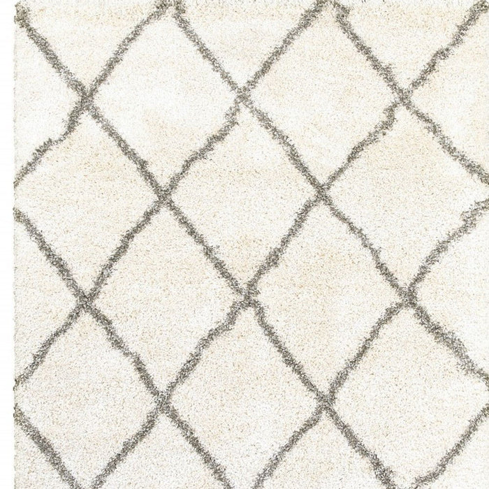 8' x 11' Geometric Lattice Area Rug - Ivory And Gray