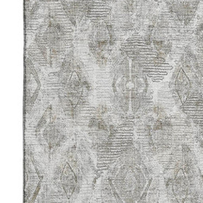 10' X 14' Diamond Washable Area Rug With UV Protection (652635) - Silver / Gray