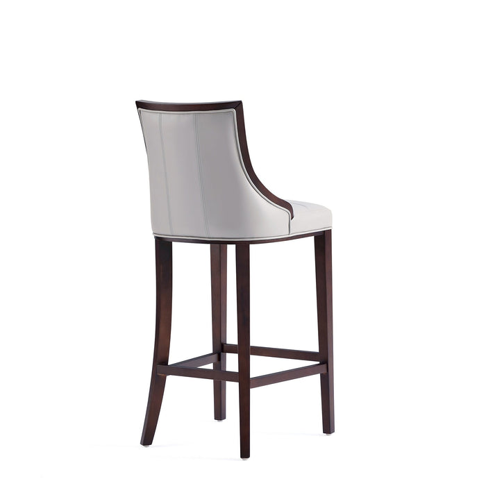 Manhattan Fifth Avenue - Barstool