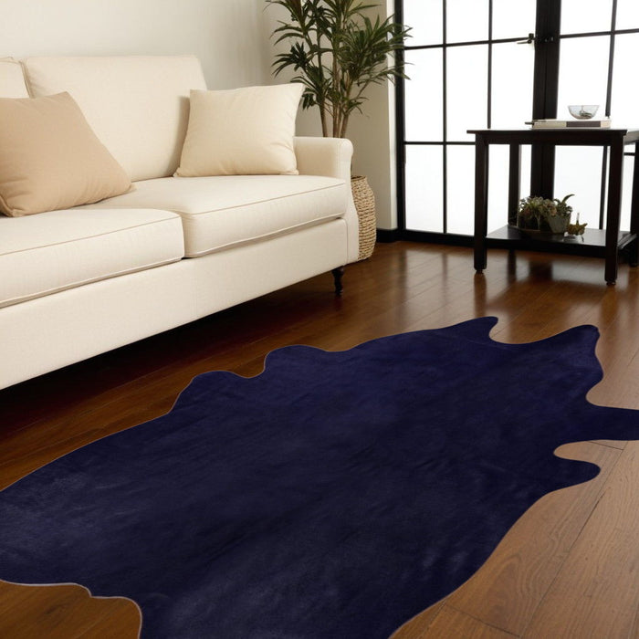 6' x 7' Hand Knotted Area Rug - Midnight Cowhide