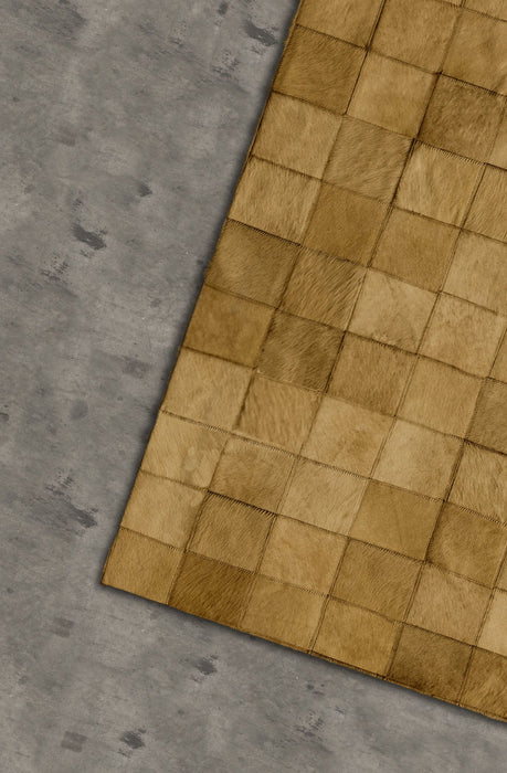 8' X 10' Cowhide Patchwork Area Rug (544484) - Tan