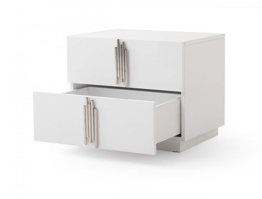 24" x 18" x 19" Two Drawer Nightstand - White