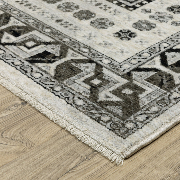 10' X 13' Oriental Area Rug With Fringe - Ivory And Charcoal