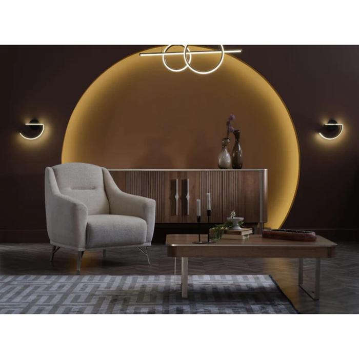 Bellona Mirante accent chair in Beatto Cream with plush upholstery and modern design, shown in a stylish living room setting.
