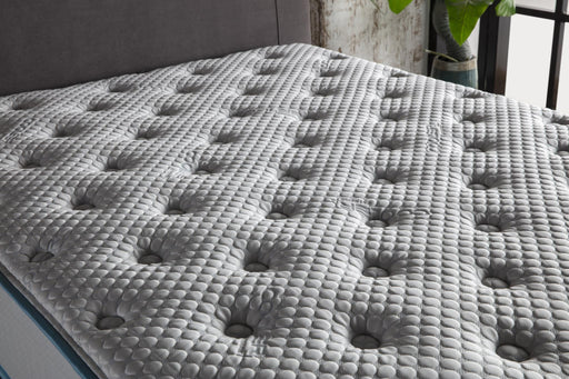 Bellona Serenity Extreme mattress with plush fabric cover and layered foam support, designed for comfort and durability.
