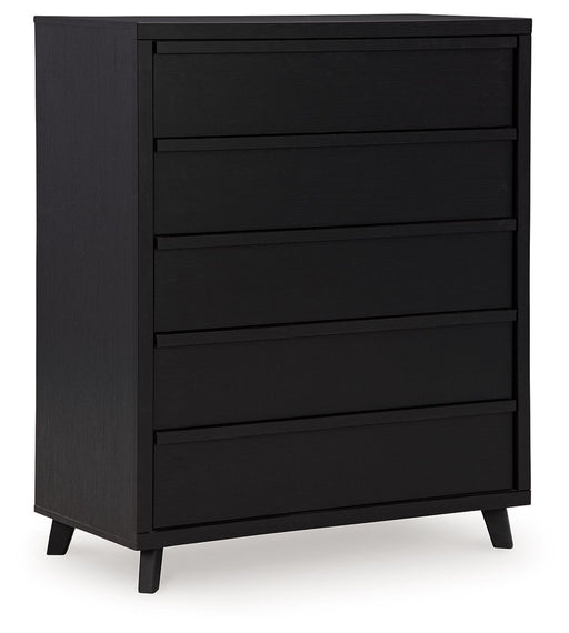 Danziar Wide Chest