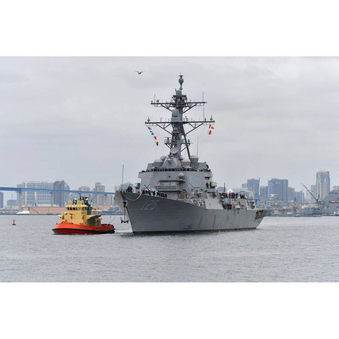 Hand Painted Model Boat (624266) - Gray