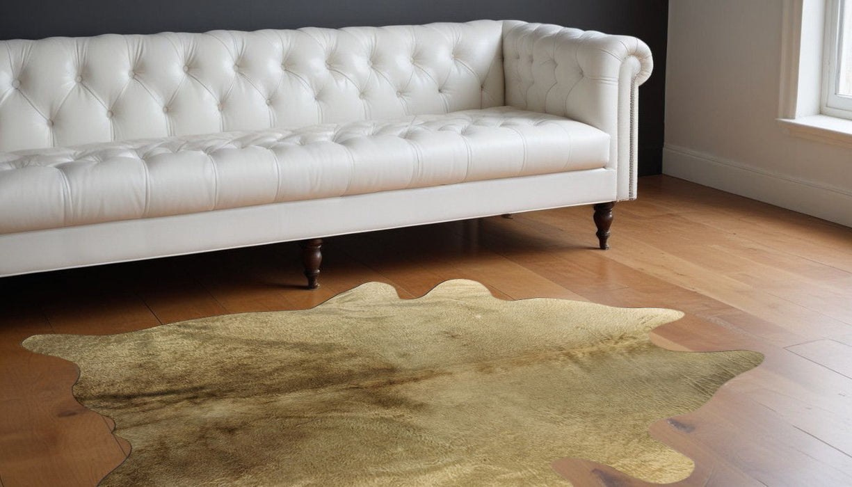 5' x 7' Hand Knotted Area Rug - Gold Cowhide