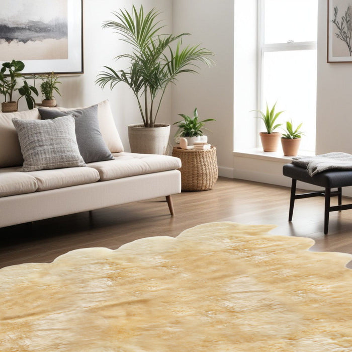 6' x 7' Sheepskin Handmade Area Rug - Gold