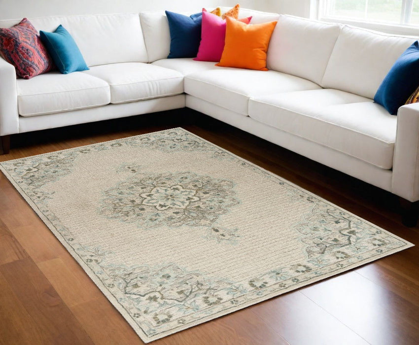 7.8' x 9.8' Wool Handmade Area Rug - Ivory