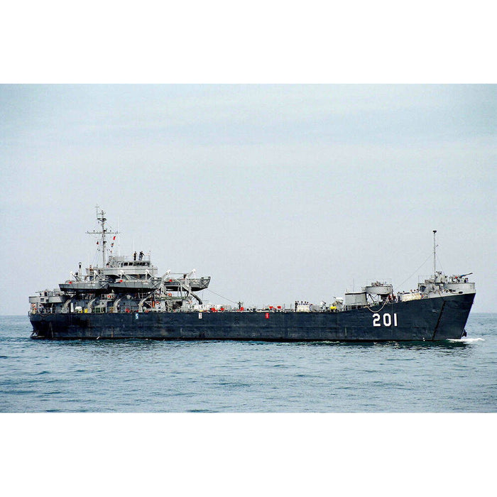 Hand Painted Model Boat (624257) - Dark Gray / Gray