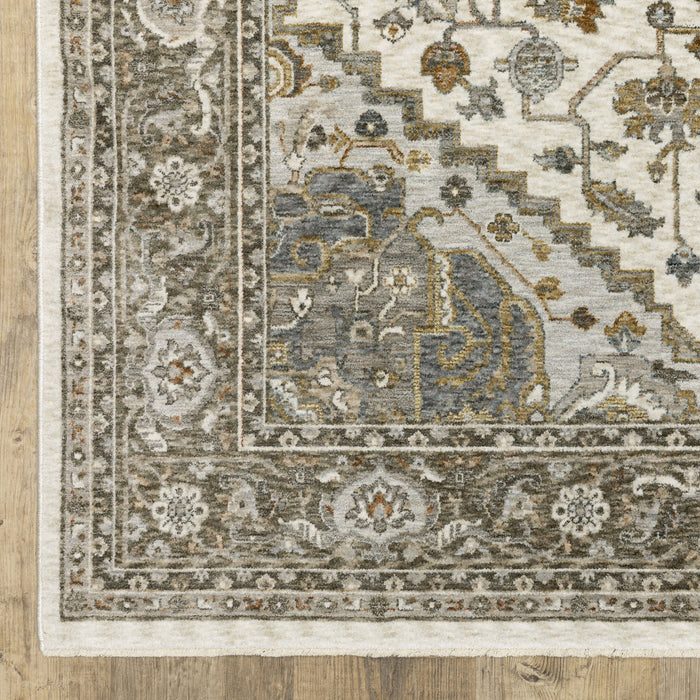 7' X 10' Medallion Distressed Area Rug With Fringe - Ivory And Gold