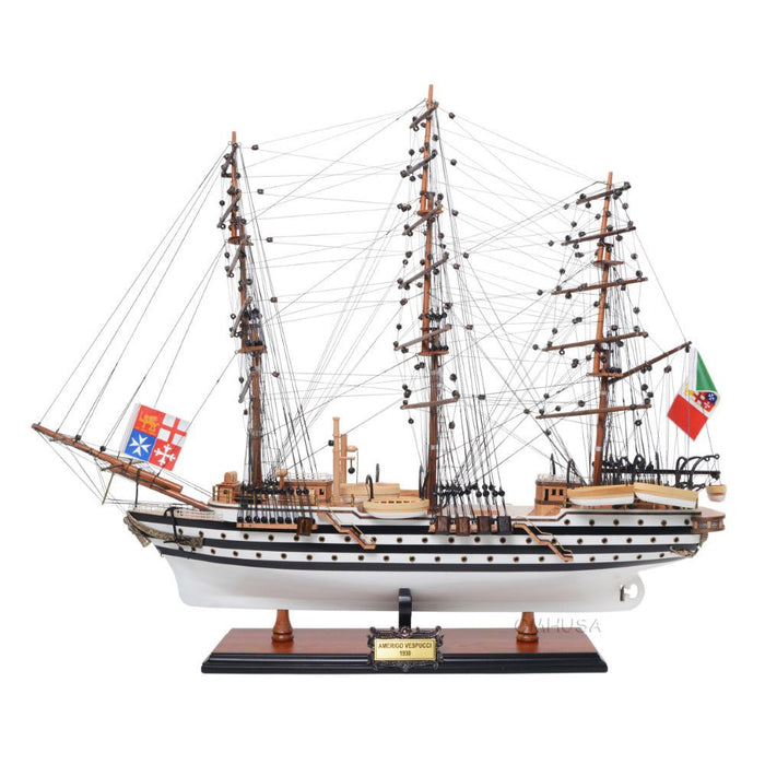 Hand Painted Model Boat (624660) - White / Dark Brown