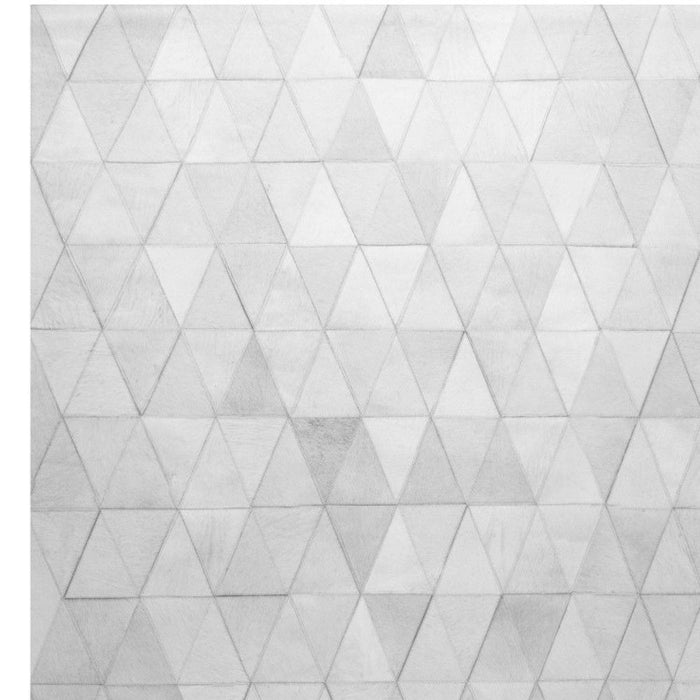 5' X 8' Cowhide Geometric Area Rug (544499) - Gray
