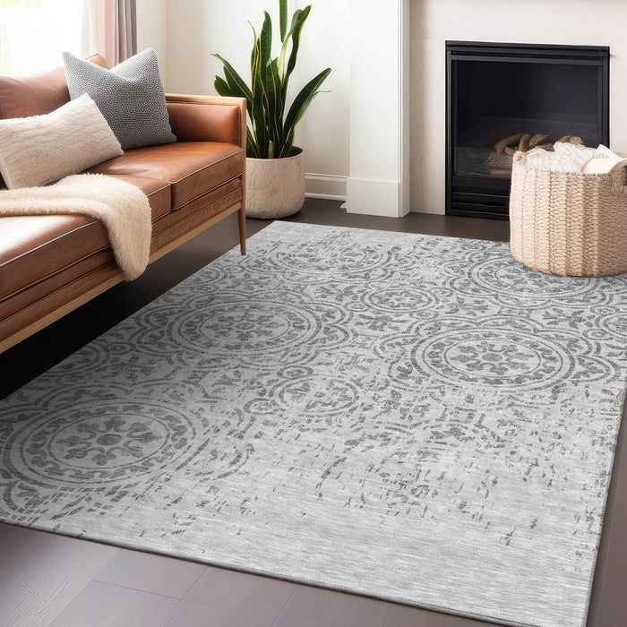 9' X 12' Medallion Washable Area Rug With UV Protection - Silver / Gray