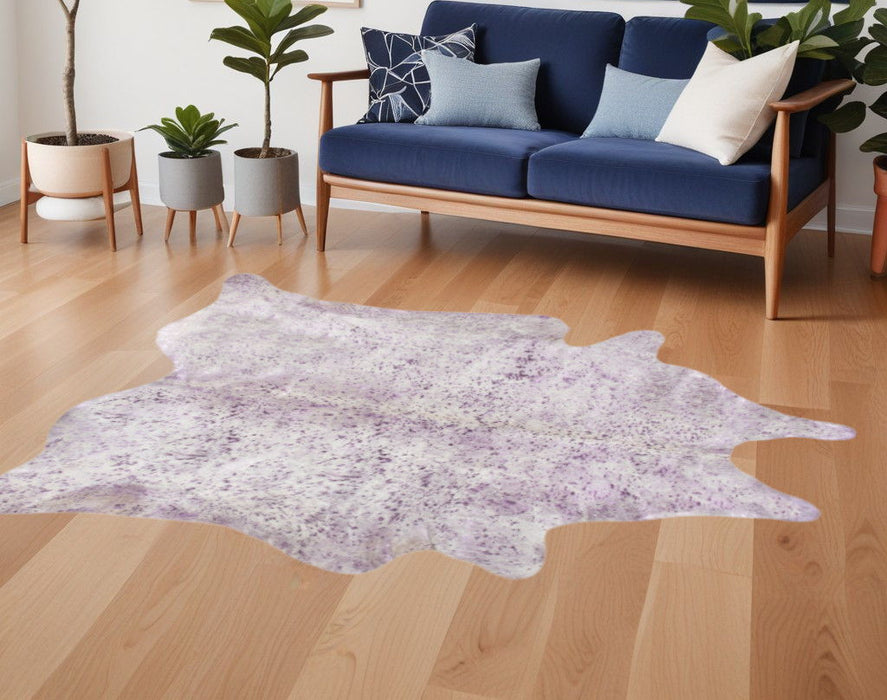 5' x 7' Cowhide Hand Knotted Area Rug - Gray And Pink