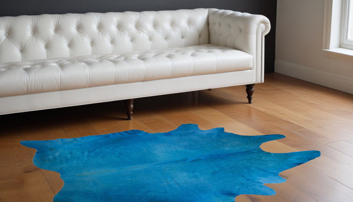 5' x 7' Cowhide Cowhide Handmade Area Rug - Blue