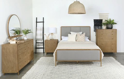 CoasterElevations Arini 5-piece Eastern King bedroom set in sand wash and grey with bed frame, nightstands, and dresser furniture