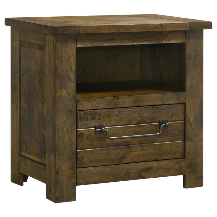 Doherty 4-piece Eastern King Bedroom Set Rustic Brown